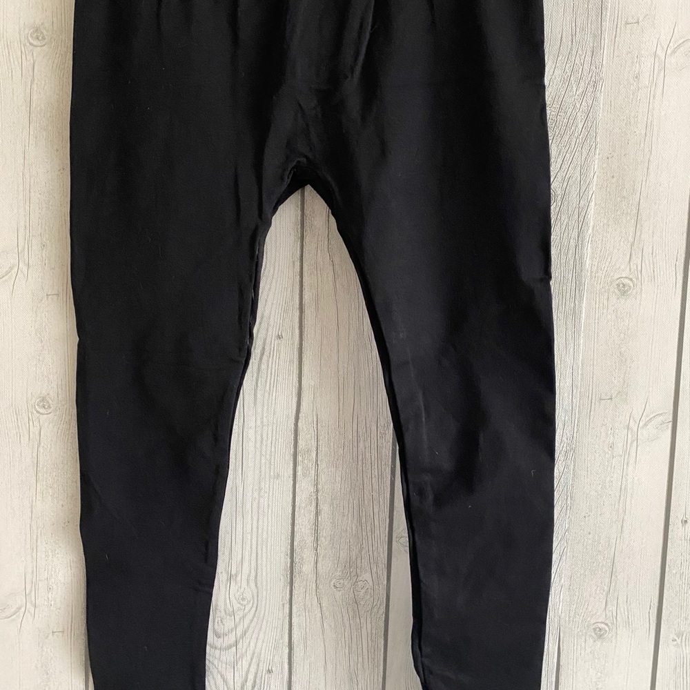 Gymshark Capri  leggings (NWOT) - Picture 5 of 8